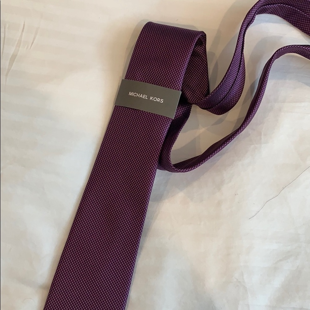 Michael Kors Purple Tie - Picture 3 of 5